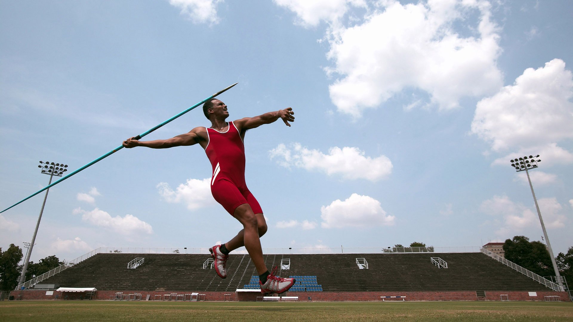 曼城淘汰巴拉圭,劳塔罗完美发挥诠释现代前锋新定义