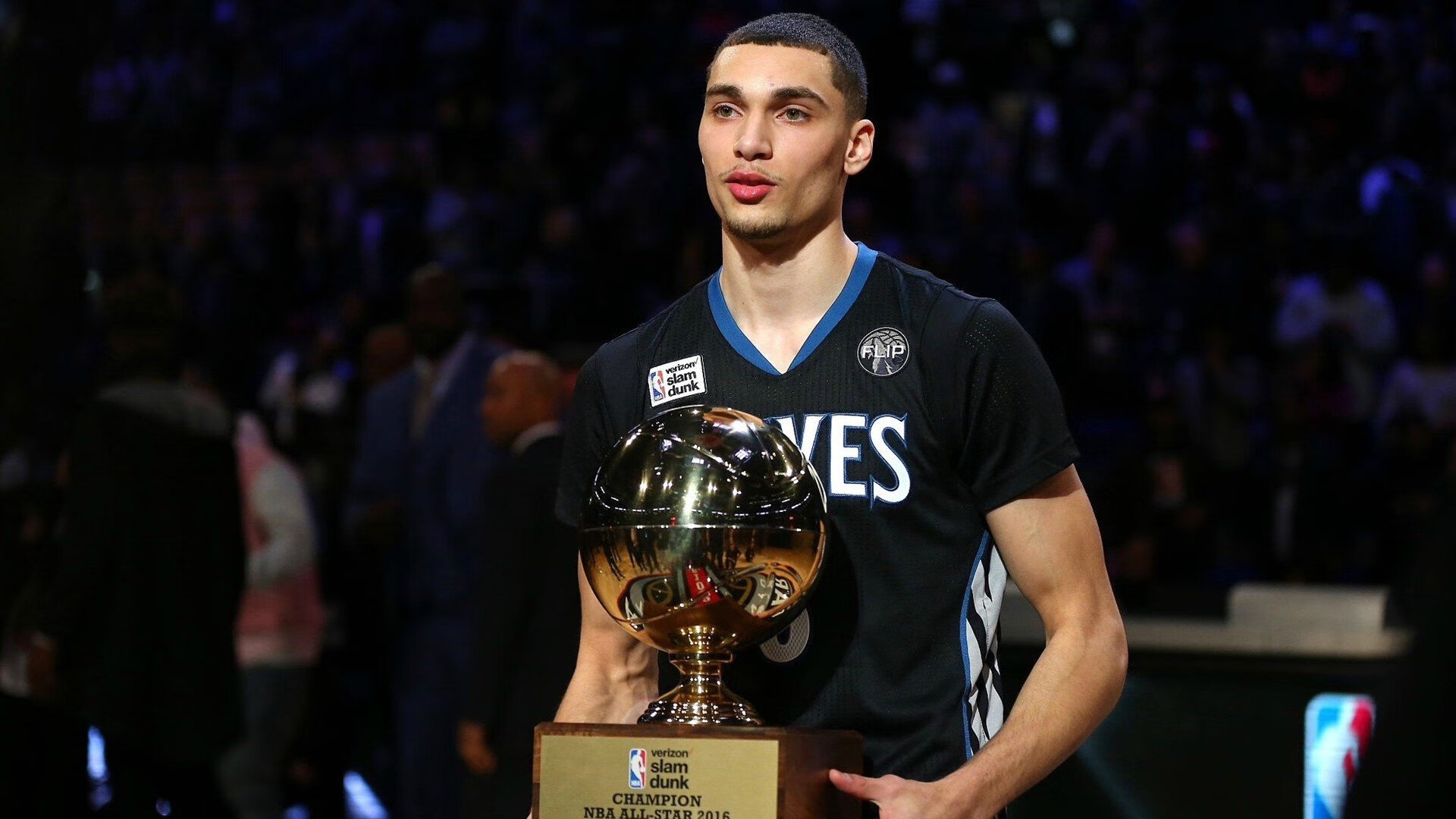 那不勒斯完胜多特蒙德，萨拉赫扛起全队的战术革命